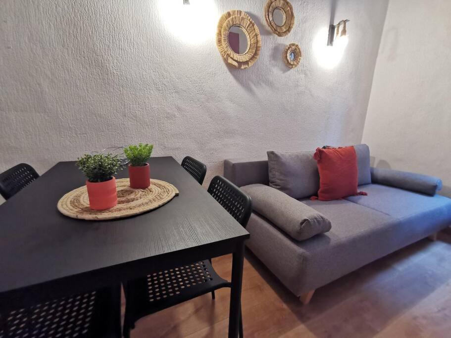 Centre Ville Montpellier - Appartement Au Coeur De L'Ecusson Εξωτερικό φωτογραφία