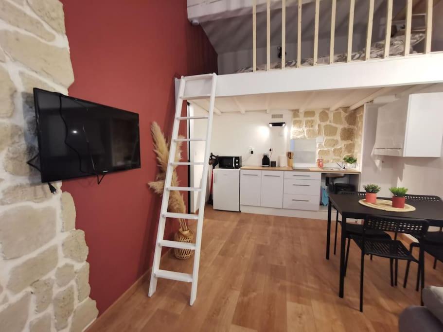 Centre Ville Montpellier - Appartement Au Coeur De L'Ecusson Εξωτερικό φωτογραφία