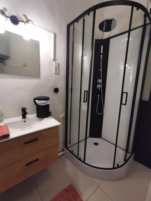 Centre Ville Montpellier - Appartement Au Coeur De L'Ecusson Εξωτερικό φωτογραφία