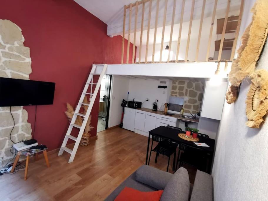 Centre Ville Montpellier - Appartement Au Coeur De L'Ecusson Εξωτερικό φωτογραφία