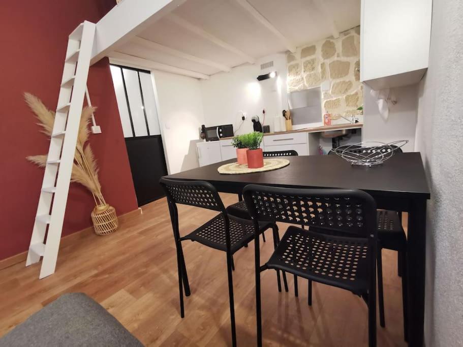 Centre Ville Montpellier - Appartement Au Coeur De L'Ecusson Εξωτερικό φωτογραφία